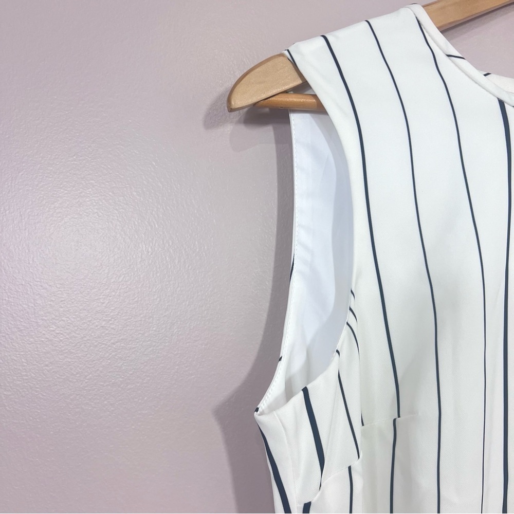 Calvin Klein Crew Neck Sleeveless Women's Shift Dress White Stripes Size 8 - Picture 6 of 12